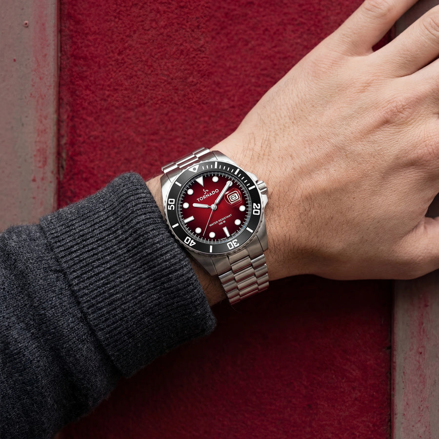 LUMINA Analog Maroon